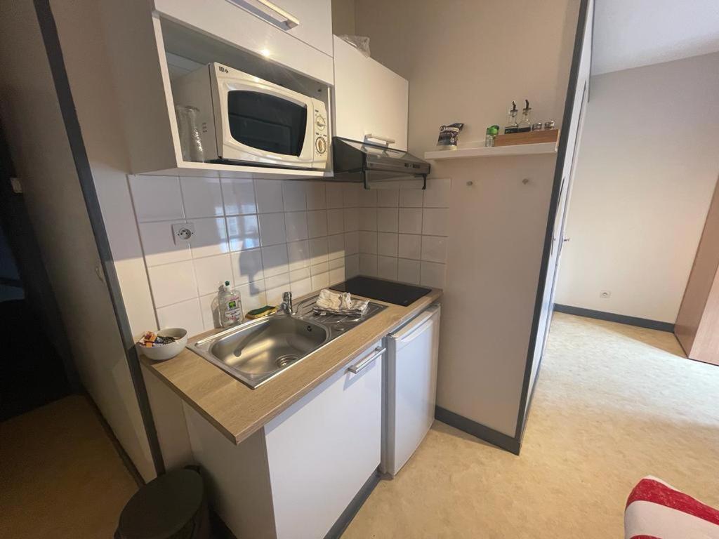 Studio Agreable Et Lumineux Apartment Niort Ngoại thất bức ảnh